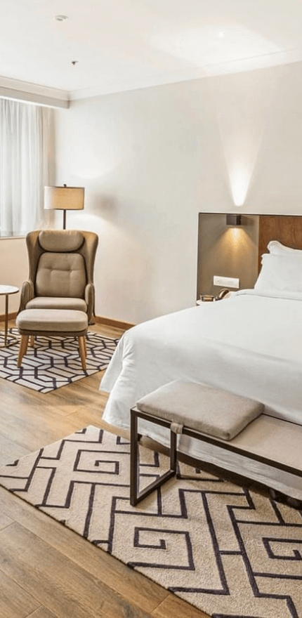 hotel_430x880